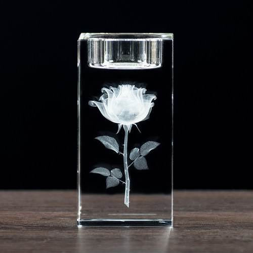 Róża 3D w kryształowym świeczniku z Twoją dedykacją. Etui w komplecie