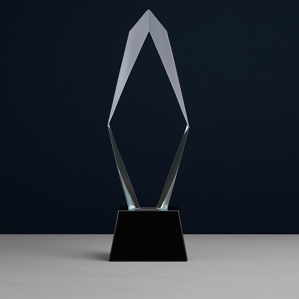 Statuetka szklana Prestige [KPR-09] 260x55x85 mm