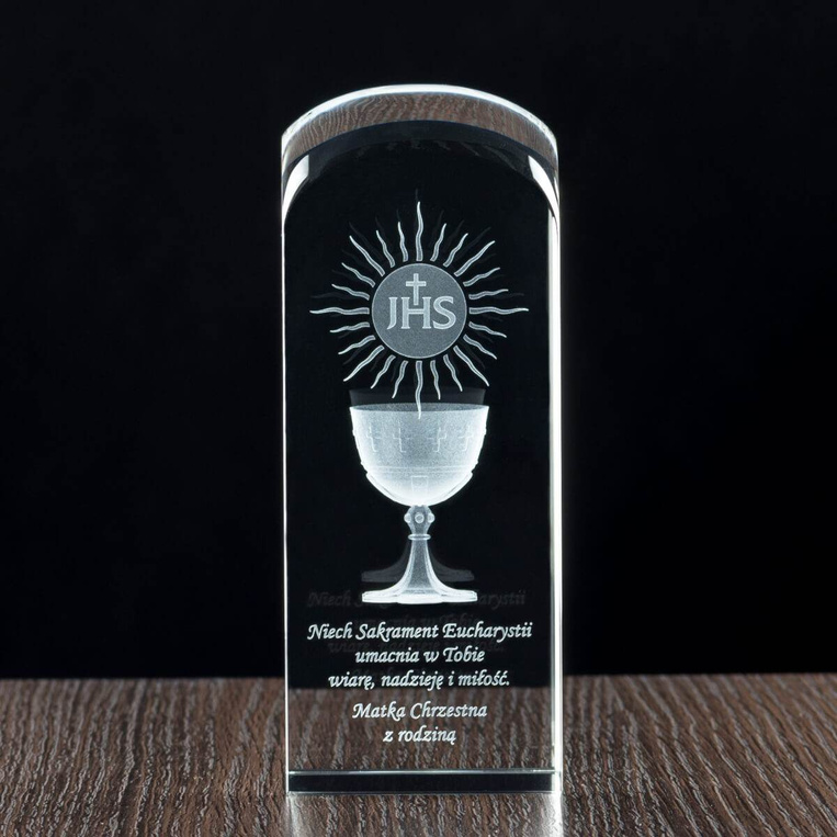 Kielich z hostią + indywidualna dedykacja w kryształowej kolumnie