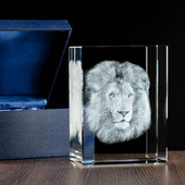 MEGASTATUETKA Trójwymiarowy lew wygrawerowany w krysztale