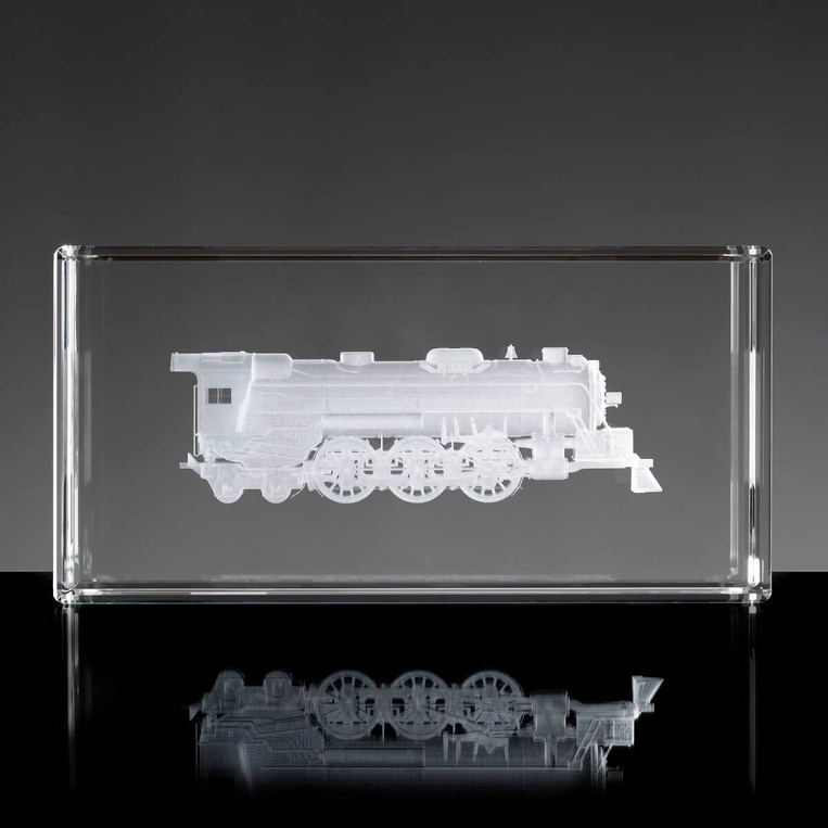 Pociąg 3D wygrawerowany w kryształowej statuetce - Statuetka firmowa
