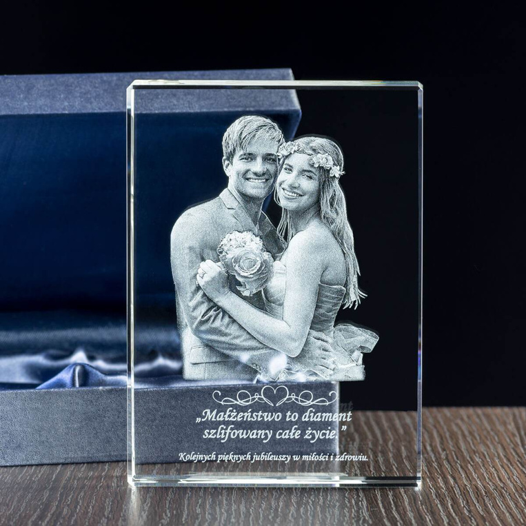 Prezent na rocznicę ślubu, lub jako prezent ślubny - grawerowany kryształ