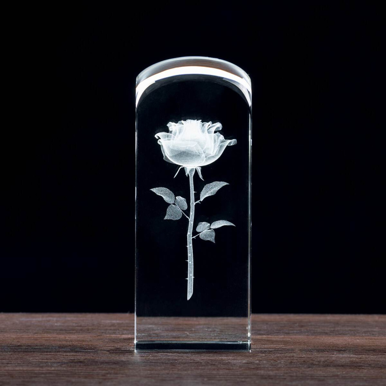 Kryształowa statuetka - Trójwymiarowa roża wraz z miejscem na Twoją dedykację