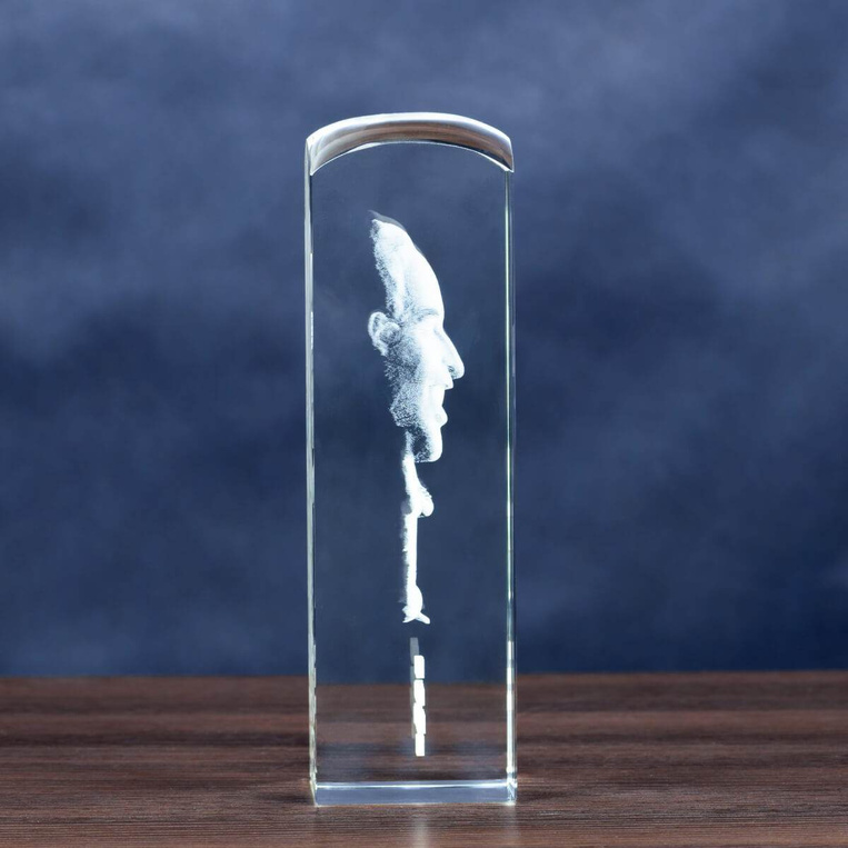 Wyróżnienie z humorem dla pracownika roku - karykatura 3D. Wręczane na Gali