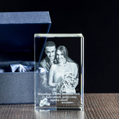 Zdjęcie 2D w krysztale w kryształowej statuetce - prezent na każdą okazję