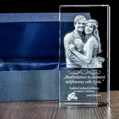 Podziękowania ślubne dla rodziców - duża statuetka 3D. Fotokryształ 3D