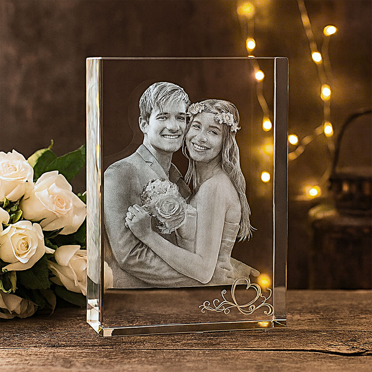 MEGASTATUETKA - Kryształ na ślub, personalizowany zdjęciem (3D) oraz dedykacją