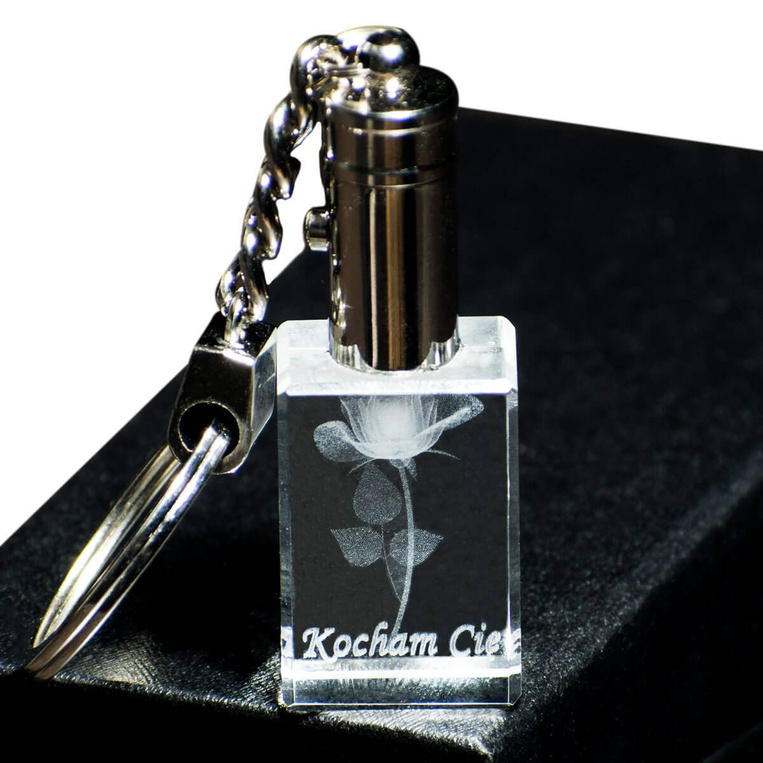 Kryształowy brelok z grawerem RÓŻA 3D dla dziewczyny