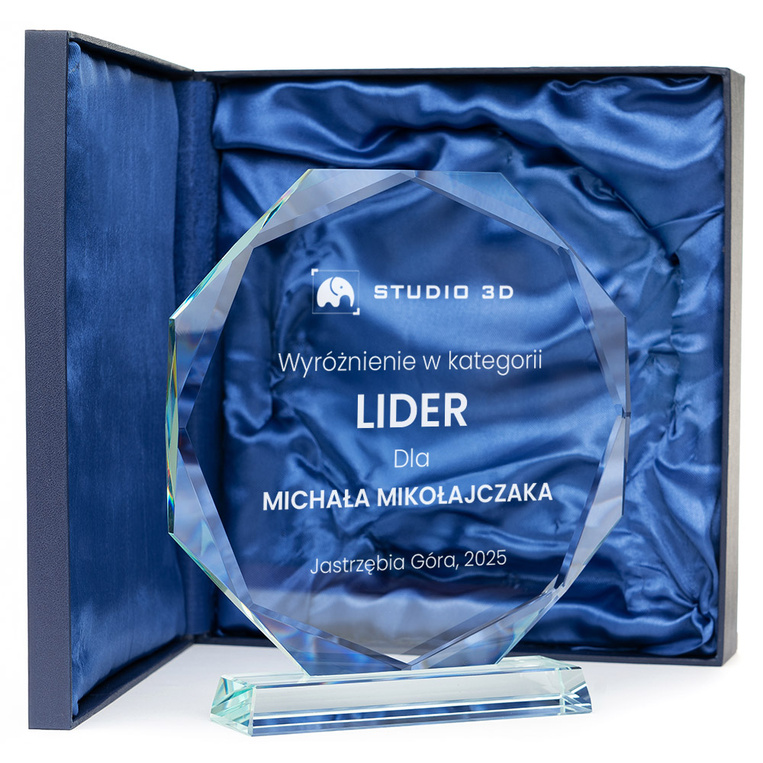 Szklana statuetka firmowa LIDER – personalizowane wyróżnienie z grawerem
