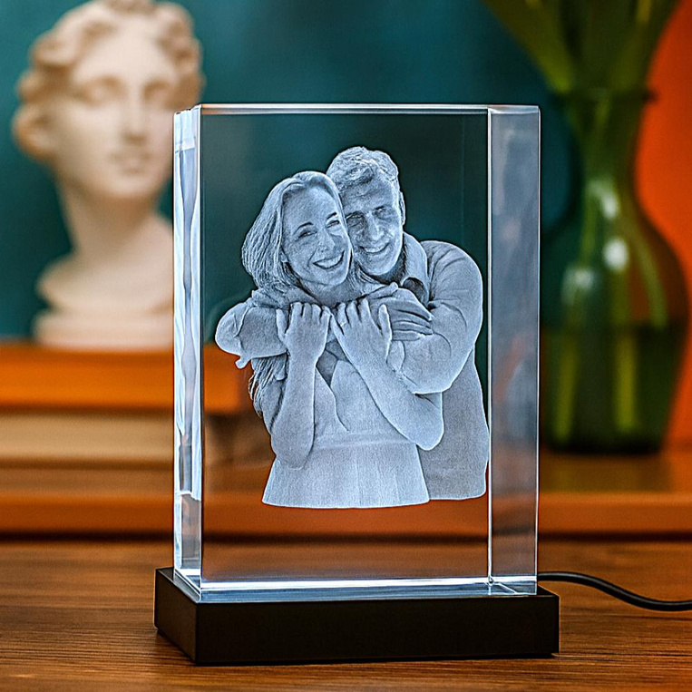 Fotokyształ 3D 120x180x80 mm z grawerem pary – prezent na rocznicę ślubu