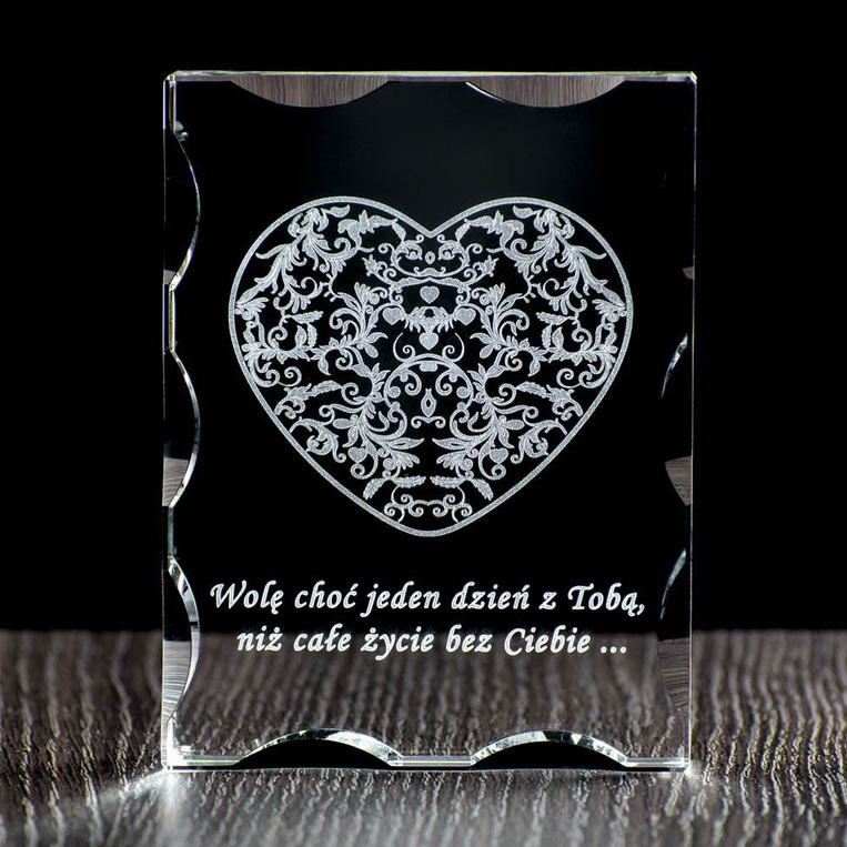 Ażurowe serce - statuetka 3D na prezent w ozdobnej statuetce 13x10x3 cm