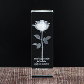 Piękna Róża 3D grawerowana w szkle dla NIEJ