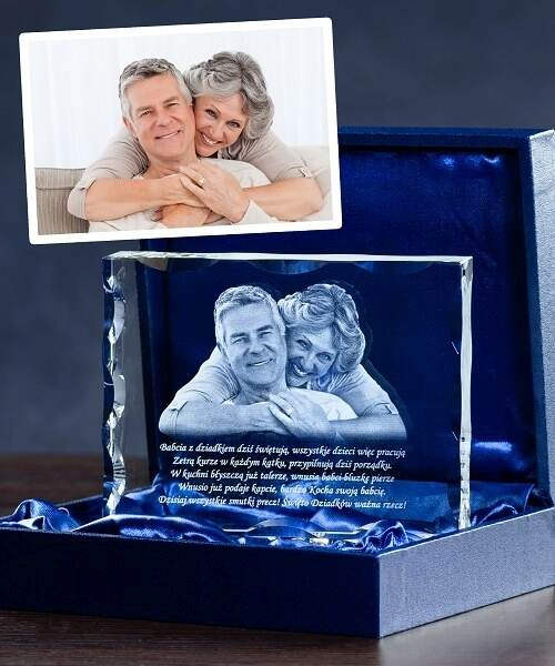 Prezent dla dziadków ~ Fotoprezent w kryształowej statuetce