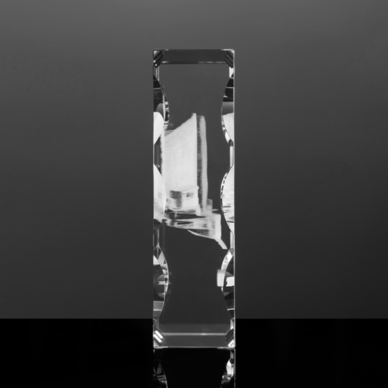 Symbol miasta wygrawerowany krysztale, Marina w Bydgoszczy