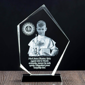 Kryształowa statuetetka - zdjęcie w albie - FOTOMONTAŻ