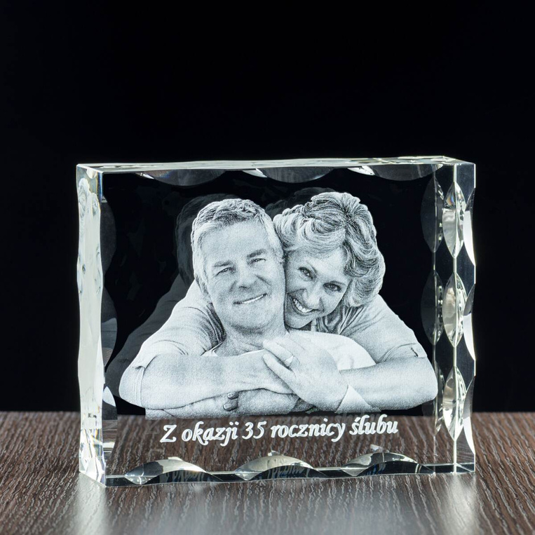 Statuetka na prezent z okazji rocznicy ślubu. Twoje zdjęcie. Etui prezentowe