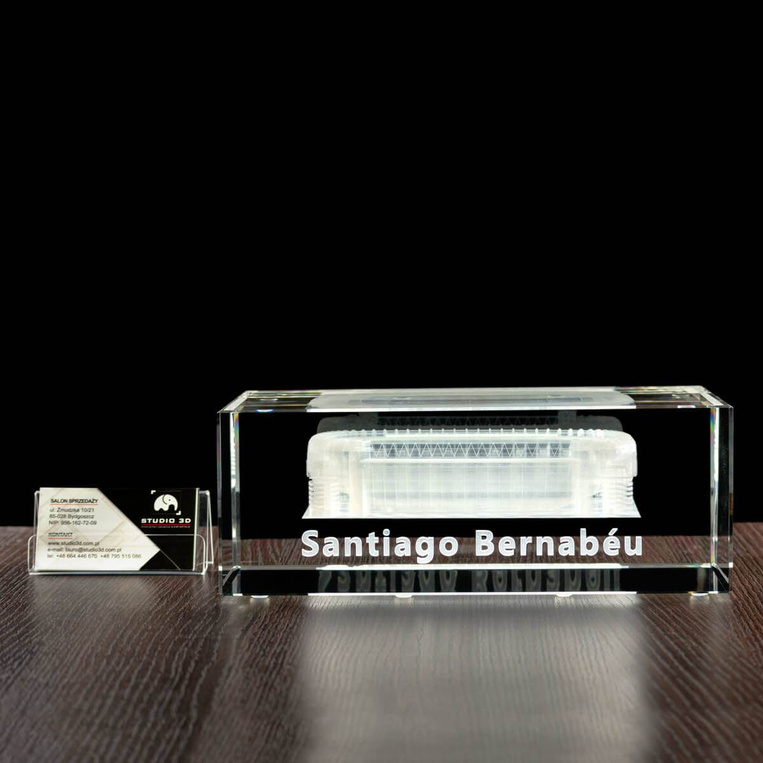 MEGASTATUETKA Stadion Santiago Bernabeu, grawer obiektu w trójwymiarze