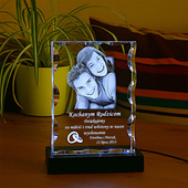 Fotokryształ 3D z grawerunkiem zdjęcia – elegancka pamiątka rocznicowa