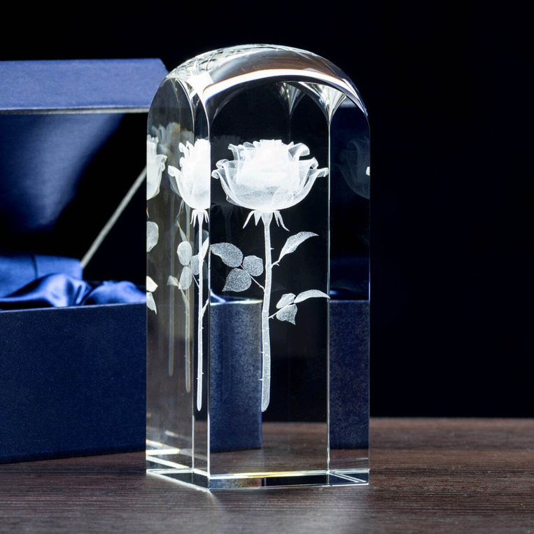 Róża w szkle z Twoją dedykacją - Prezent na Rocznicę Ślubu od męża, żony