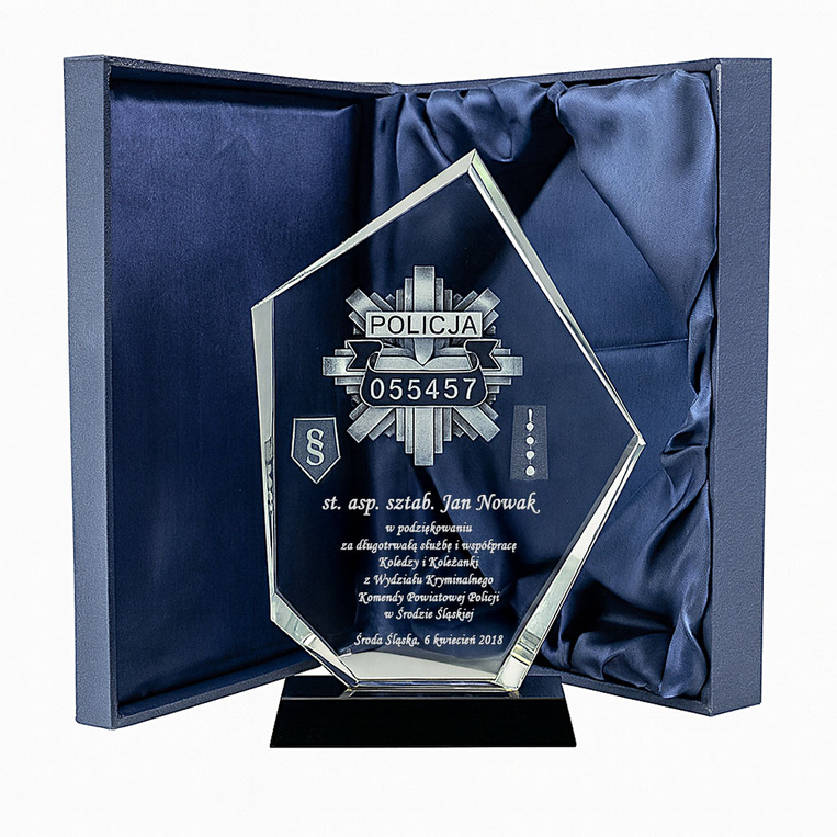 Personalizowana odznaka policyjna w podziękowaniu za służbę DLA POLICJANTA