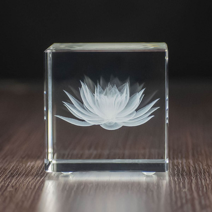 Lilia 3D - piękny kwiat w szkle na prezent NA URODZINY