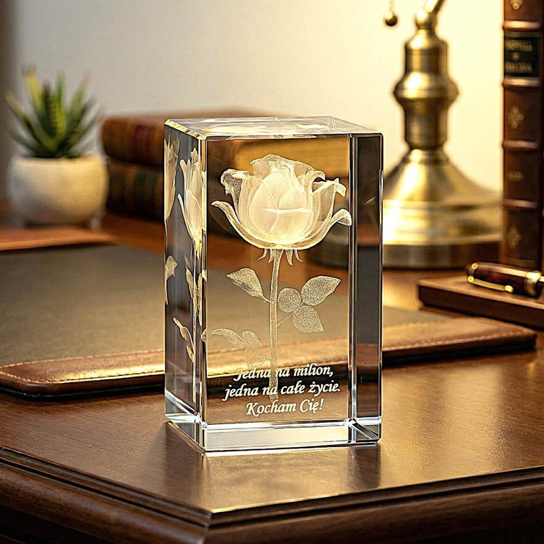 Prezent dla Taty - Róża 3D w małej statuetce 80x50x50 mm. Etui w komplecie