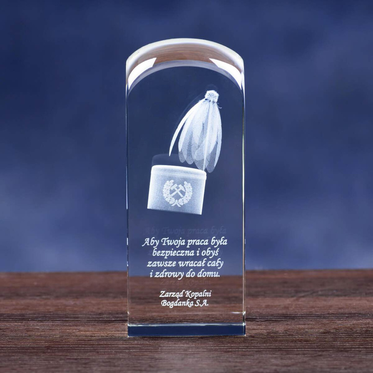 Podziękowania dla górnika - statuetka z czapką górniczą na Barbórkę