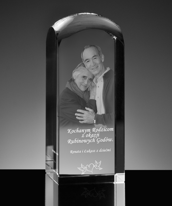 Prezent na jubileusz w kryształowej statuetce - zdjęcie 2D