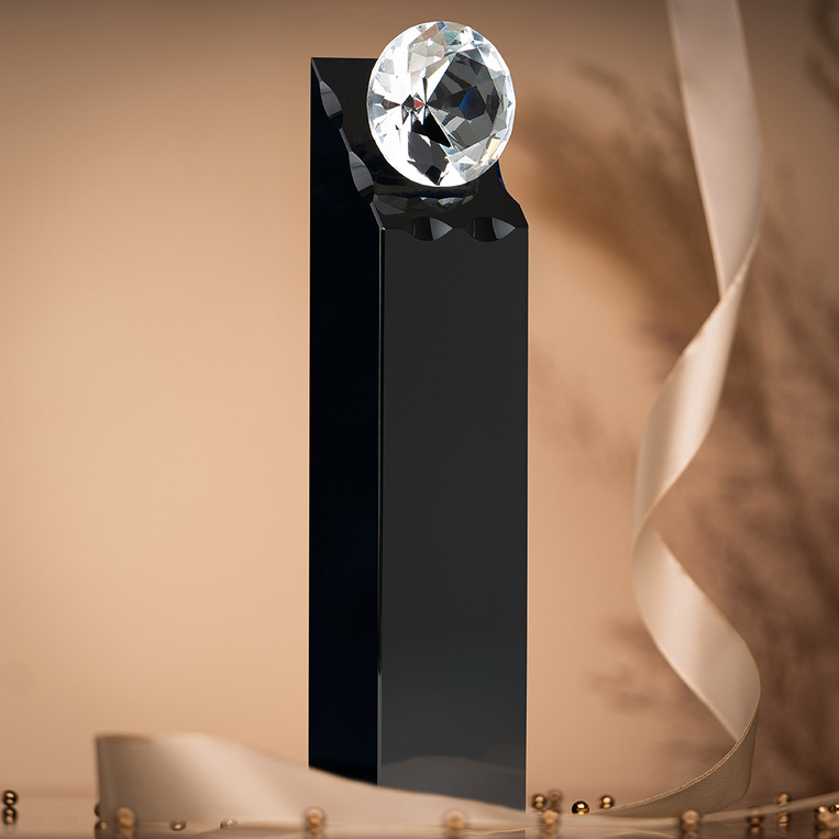 Statuetka Trofeum DIAMENT [TR-02] 240x54x44 mm