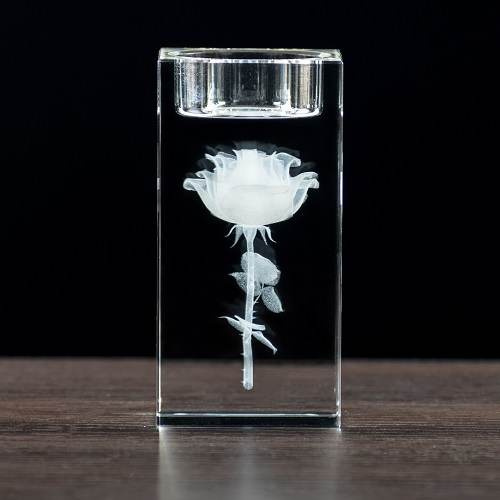 Róża 3D w kryształowym świeczniku z Twoją dedykacją. Etui w komplecie