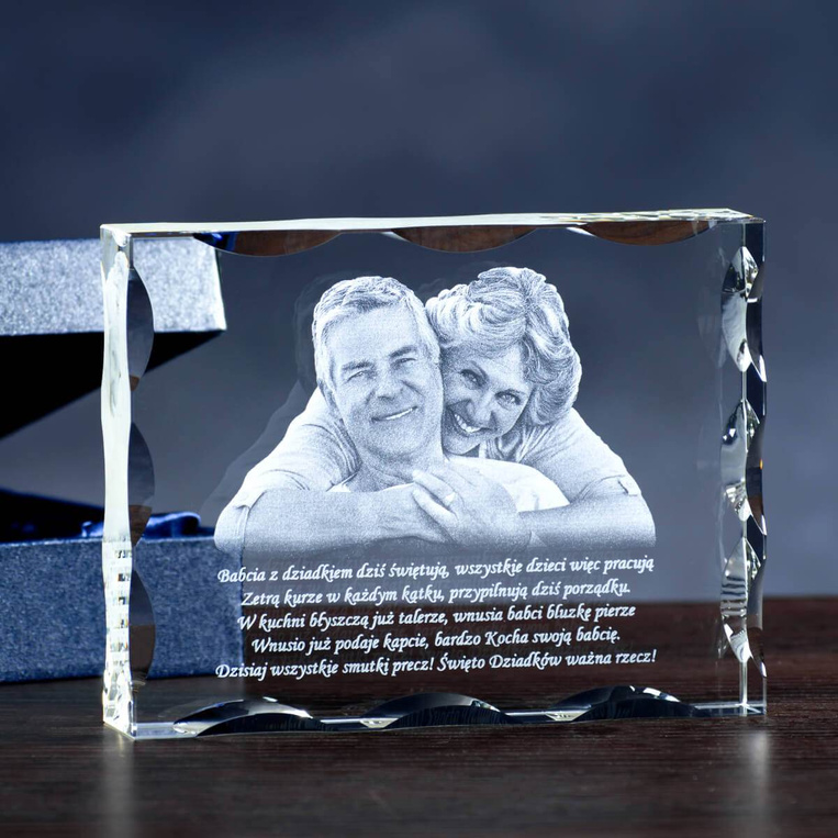 Prezent dla dziadków ~ Fotoprezent w kryształowej statuetce
