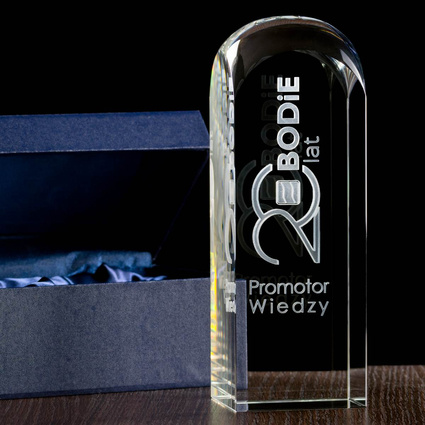 Statuetka firmowa na JUBILEUSZ FIRMY dla klientów. Etui w komplecie