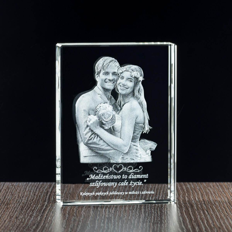 Prezent na rocznicę ślubu, lub jako prezent ślubny - grawerowany kryształ