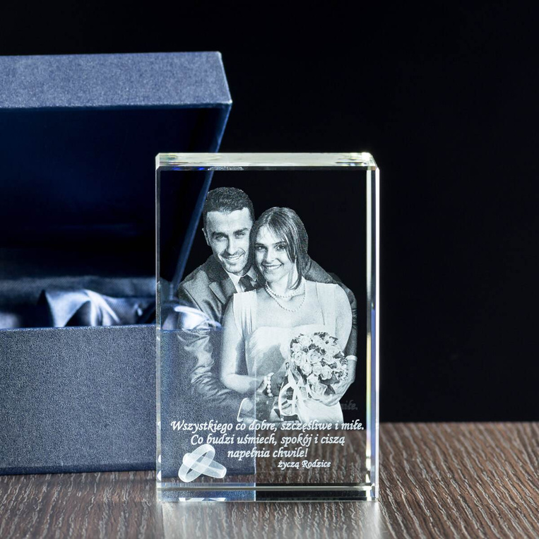 Zdjęcie 2D w krysztale w kryształowej statuetce - prezent na każdą okazję