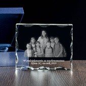 Fotokryształ - zdjęcie 2D klasowe wygrawerowane w ozdobnej statuetce