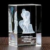 Trójwymiarowa rzeźba "Myśliciel" wygrawerowana w statuetce 120x80x60 mm