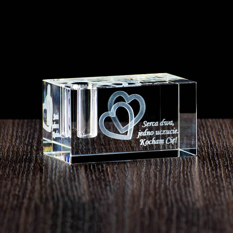 Stojak na długopis z personalizacją - stylowy prezent dla niego