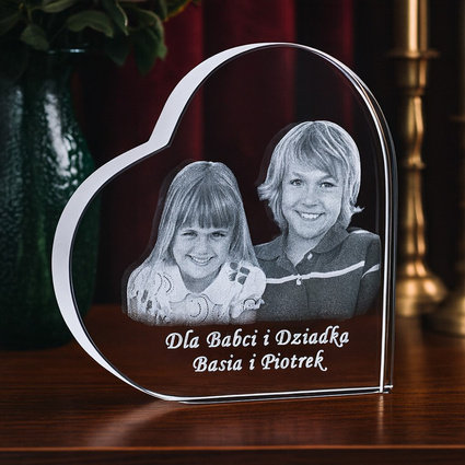 Prezent DLA DZIADKÓW - kryształowe serce (110x110 mm) i zdjęcie w grawerem 2D