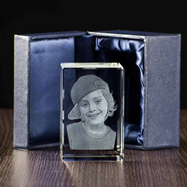 Fotokryształ 3D popiersie dziecka - personalizowany prezent