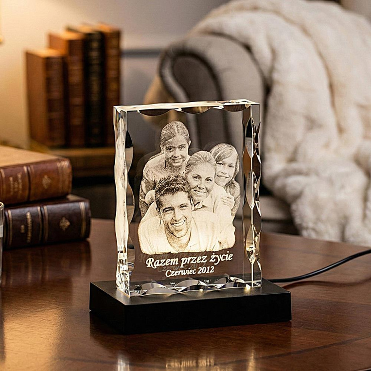 Ekskluzywna fotolampka – szklana statuetka 130x100x30 mm grawer zdjęcia 2D i tekstu