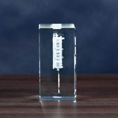 Statuetka DLA SZEFOSTWA z okazji jubileuszu firmy. Grawer 3D produktu firmy