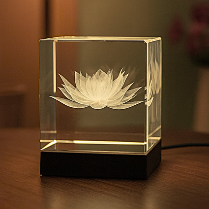 Fotolampka 3D – statuetka kryształowa z grawerem lilii + podstawka LED