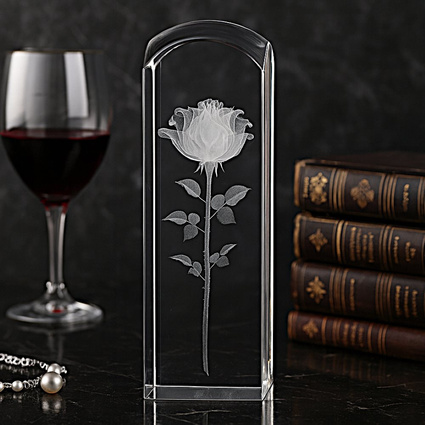 Prezent dla Mamy - Róża 3D z dedykacją w dużej statuetce 220x65x65 mm