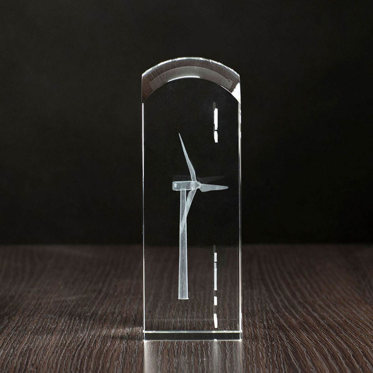 Wiatrak 3D grawer w szklanej statuetce - prezent JUBIELUSZ FIRMY