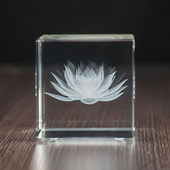 Lilia 3D - piękny kwiat w szkle na prezent NA URODZINY