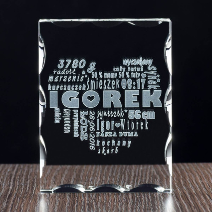 PAMIĄTKA CHRZTU ŚW. - kryształowa statuetka z metryczką dziecka. Wstaw swoje dane