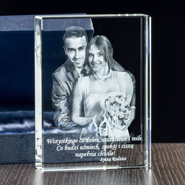 Prezent na dzień kobiet, rocznicę. Fotokryształ Duża statuetka