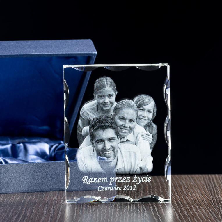 Fotolampka 120x150x40 mm z grawerem zdjęcia i dedykacji na podstawce LED