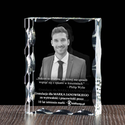 Pamiątka dla kolegi z pracy - GRAWER w krysztale