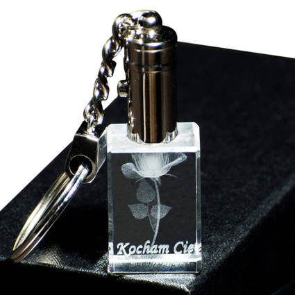 Kryształowy brelok z grawerem RÓŻA 3D dla dziewczyny